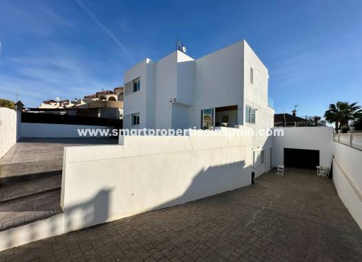 Resale - Detached Villa - La Marina - Urbanización La Marina