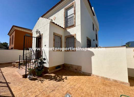 Resale - Detached Villa - Daya Nueva