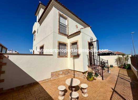 Resale - Detached Villa - Daya Nueva