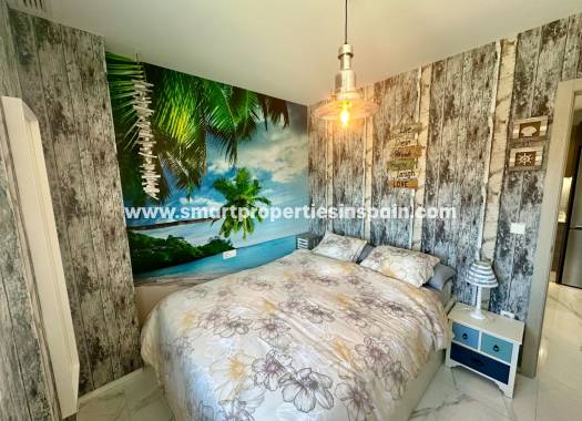 Resale - Apartment - El Pinet