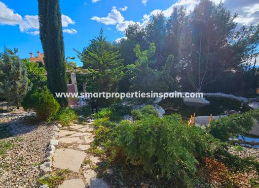 Resale - Detached Villa - Elche
