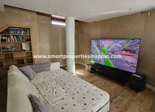 Resale - Detached Villa - Elche