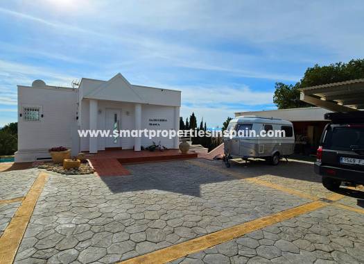 Resale - Detached Villa - Elche