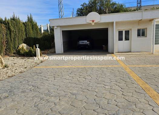 Resale - Detached Villa - Elche