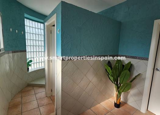 Resale - Detached Villa - Elche