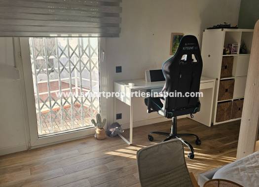Resale - Detached Villa - Elche