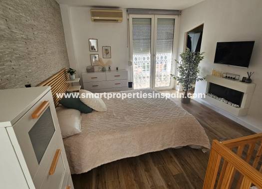 Resale - Detached Villa - Elche