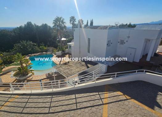 Resale - Detached Villa - Elche