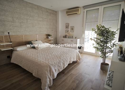 Resale - Detached Villa - Elche