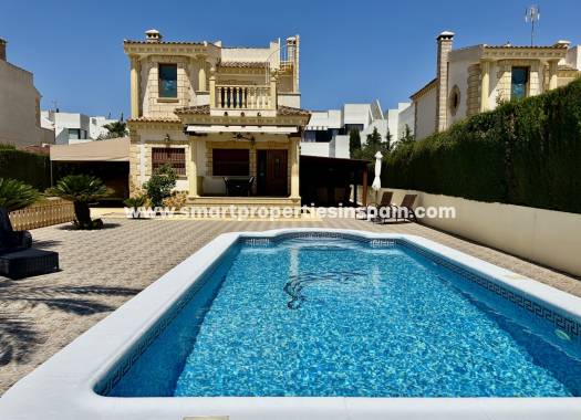 Revente - Maison Individuelle - La Marina - Urbanización La Marina