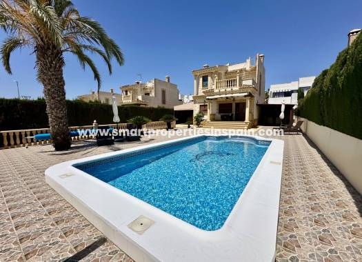 Revente - Maison Individuelle - La Marina - Urbanización La Marina