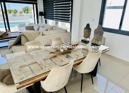 Resale - Detached Villa - La Marina - Urbanización La Marina