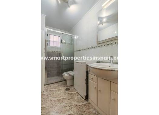 Resale - Apartment - Torrevieja