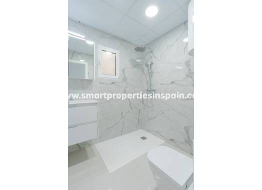Resale - Apartment - Torrevieja