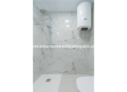 Resale - Apartment - Torrevieja