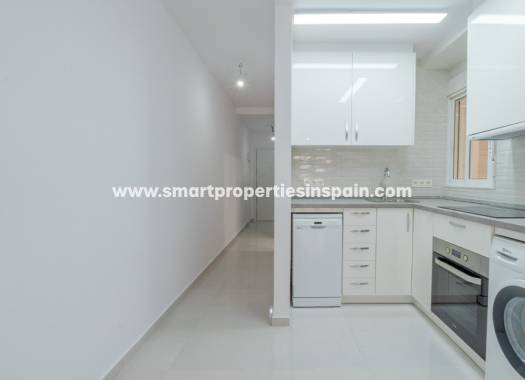 Resale - Apartment - Torrevieja