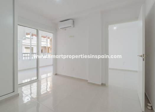 Resale - Apartment - Torrevieja