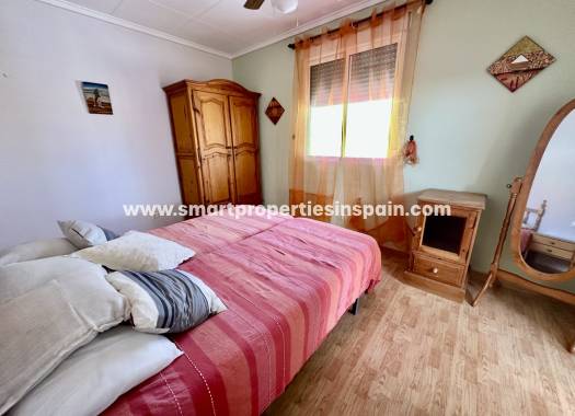 Wiederverkauf - Semi Detached Villa - La Marina - Urbanización La Marina