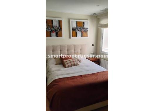 Resale - Apartment - Elche