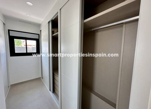 New Build - Detached Villa - La Marina - Urbanización La Marina