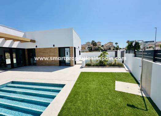 New Build - Detached Villa - La Marina - Urbanización La Marina