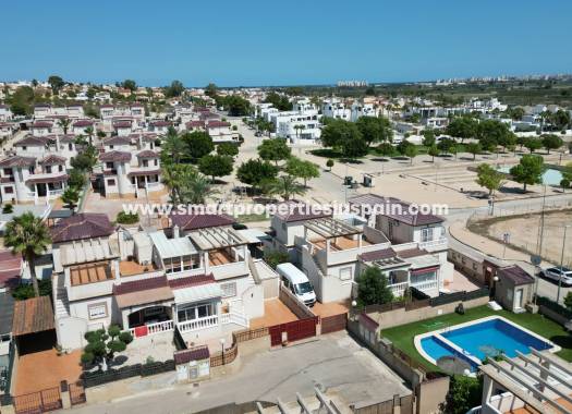 Resale - Semi Detached House - La Marina - Urbanización La Marina
