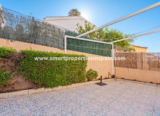 Wiederverkauf - Semi Detached Villa - La Marina - Urbanización La Marina