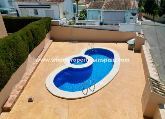 Wiederverkauf - Semi Detached Villa - La Marina - Urbanización La Marina