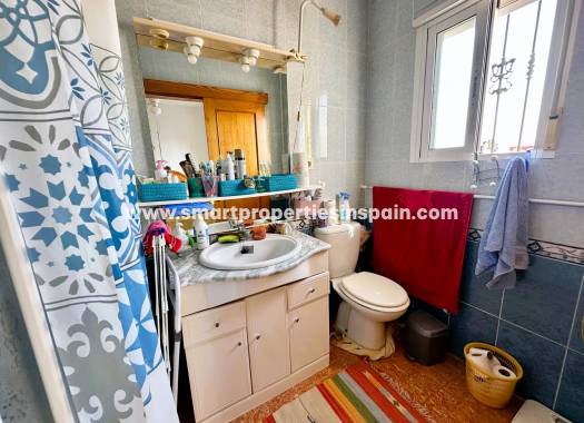 Wiederverkauf - Semi Detached Villa - La Marina - Urbanización La Marina