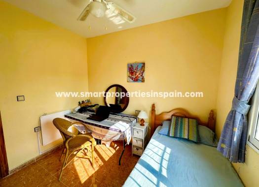 Wiederverkauf - Semi Detached Villa - La Marina - Urbanización La Marina