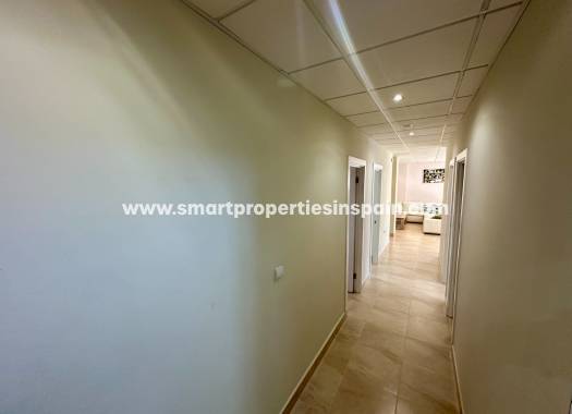 Reventa - Chalet Independiente - La Marina - Urbanización La Marina
