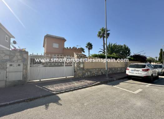 Revente - Maison Individuelle - La Marina - Urbanización La Marina