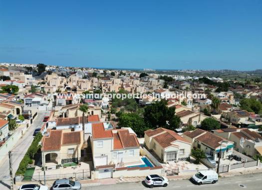 Revente - Maison Individuelle - La Marina - Urbanización La Marina