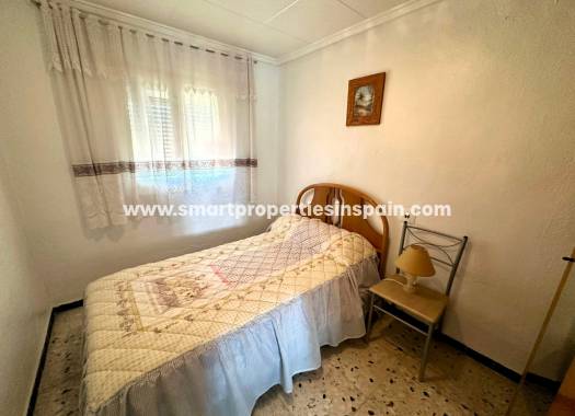 Reventa - Chalet Independiente - La Marina - Urbanización La Marina