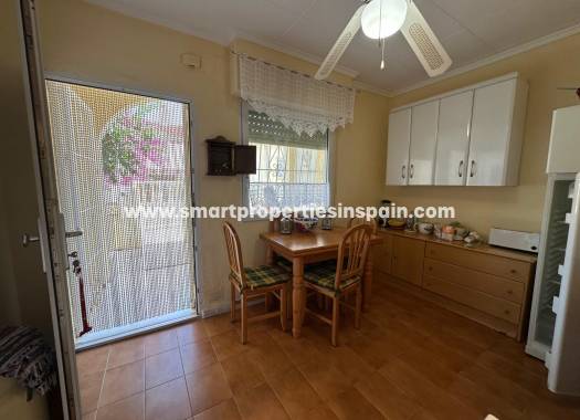 Resale - Semi Detached House - La Marina - Urbanización La Marina