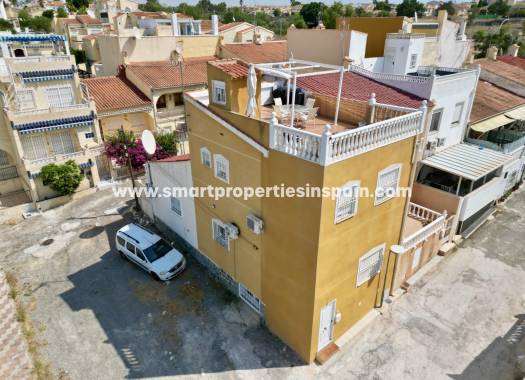 Resale - Townhouse - La Marina - Urbanización La Marina