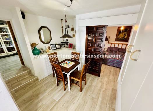 Wederverkoop - Detached Villa - La Marina - Urbanización La Marina