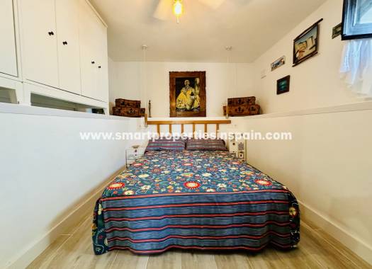 Wederverkoop - Detached Villa - La Marina - Urbanización La Marina