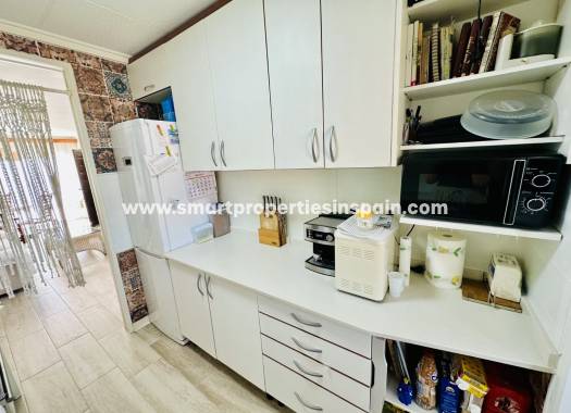 Wederverkoop - Detached Villa - La Marina - Urbanización La Marina