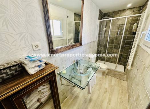 Wederverkoop - Detached Villa - La Marina - Urbanización La Marina