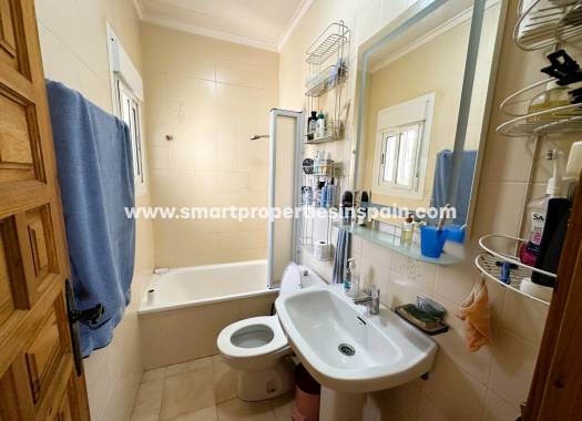 Wederverkoop - Detached Villa - La Marina - Urbanización La Marina
