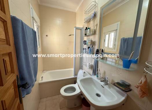 Wederverkoop - Detached Villa - La Marina - Urbanización La Marina
