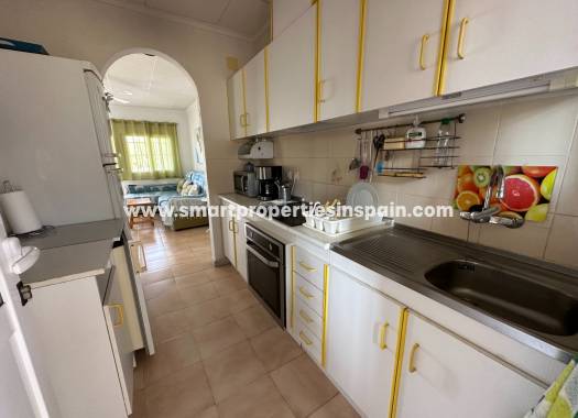 Wederverkoop - Detached Villa - La Marina - Urbanización La Marina