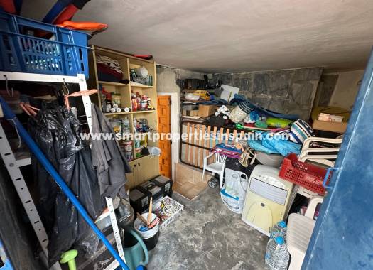 Wederverkoop - Detached Villa - La Marina - Urbanización La Marina