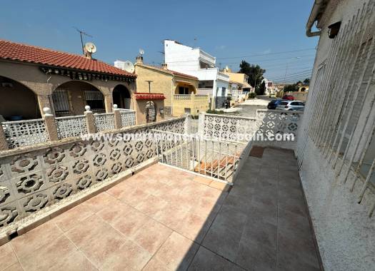 Wederverkoop - Semi Detached House - La Marina - Urbanización La Marina
