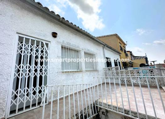 Wederverkoop - Semi Detached House - La Marina - Urbanización La Marina