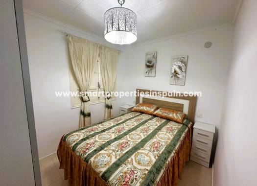 Wederverkoop - Semi Detached House - La Marina - Urbanización La Marina