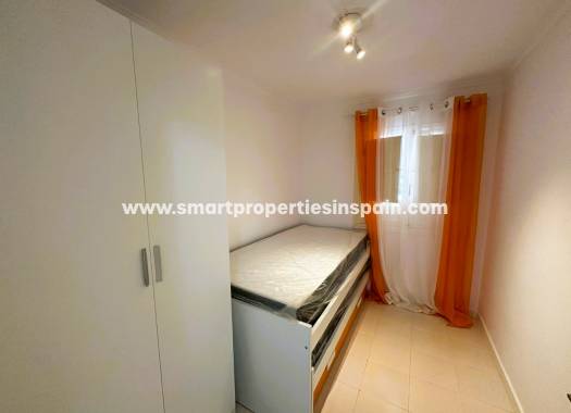 Wederverkoop - Semi Detached House - La Marina - Urbanización La Marina