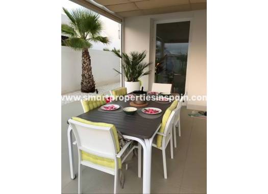 Reventa - Chalet Independiente - La Marina - Urbanización La Marina