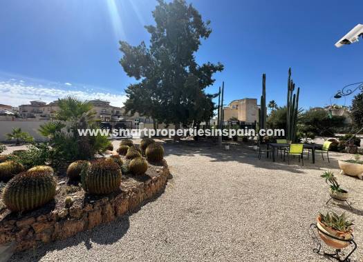 Resale - Detached Villa - La Marina - Urbanización La Marina